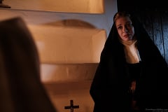 Mona Wales - Chapter 2 - The Punishment | Picture (40)